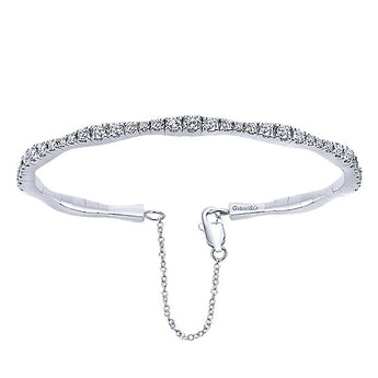 14k White Gold Demure